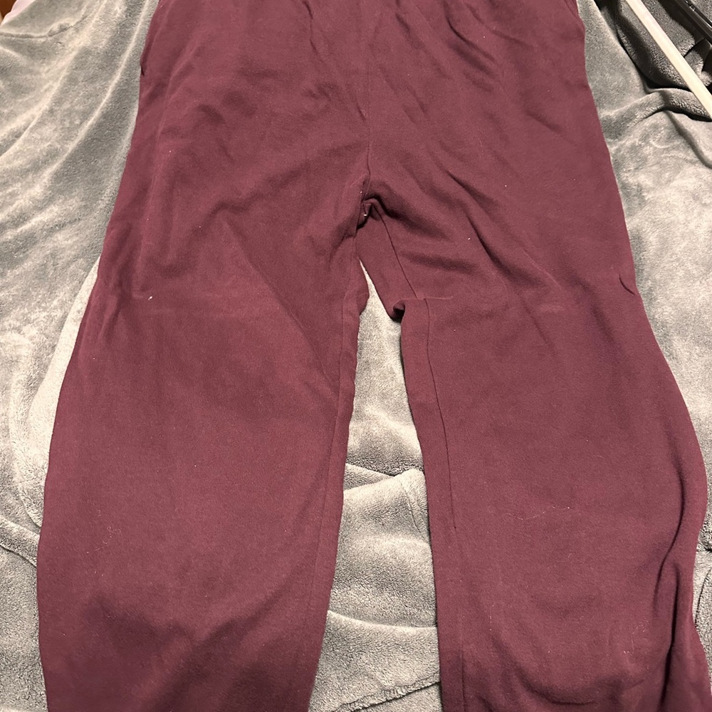 Lands' End Women's Burgundy Joggers
